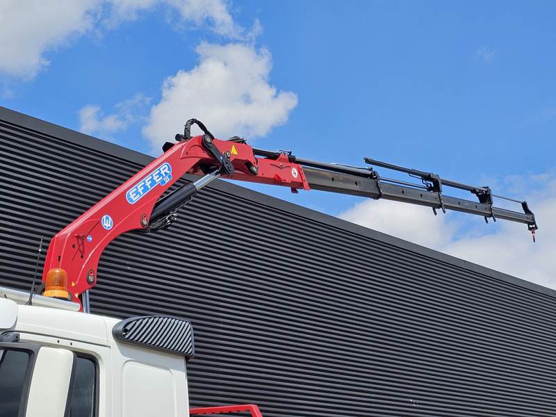 Volvo FM 330 4x2 / EFFER 12.5 t/m CRANE / KRAN - 栏板式/ 平板卡车, 起重车:图2 Volvo FM 330 4x2 / EFFER 12.5 t/m CRANE / KRAN - 栏板式/ 平板卡车, 起重车:图2