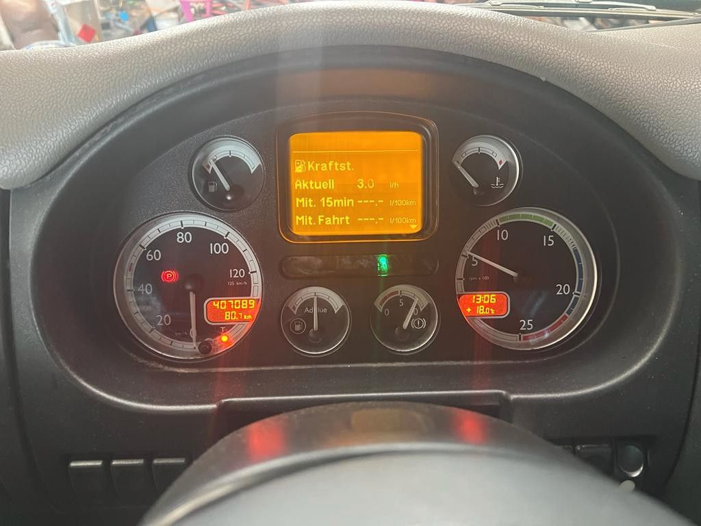 DAF CF 85.460 6X2 VDL Absetzer Top Zustand Retarder DAF CF 85.460 6X2 VDL Absetzer Top Zustand Retarder - 箕斗装载车:图2 DAF CF 85.460 6X2 VDL Absetzer Top Zustand Retarder DAF CF 85.460 6X2 VDL Absetzer Top Zustand Retarder - 箕斗装载车:图2