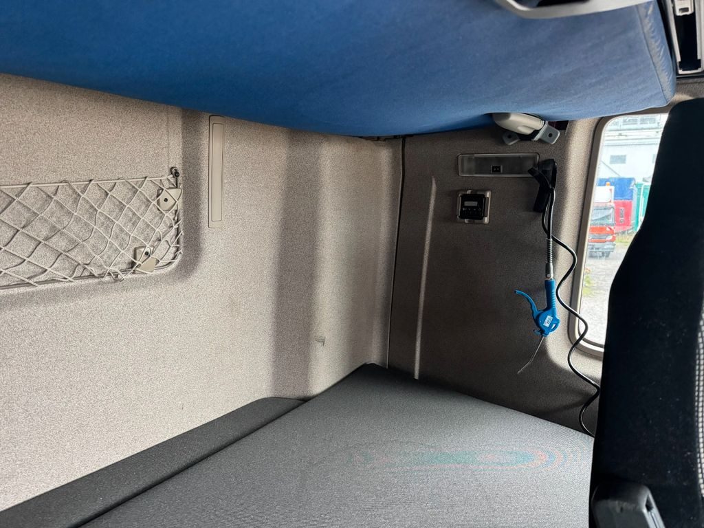 MAN 26.460 6X2 Retarder Klima Navigation guter Zust. MAN 26.460 6X2 Retarder Klima Navigation guter Zust. - 吊钩升降车:图5 MAN 26.460 6X2 Retarder Klima Navigation guter Zust. MAN 26.460 6X2 Retarder Klima Navigation guter Zust. - 吊钩升降车:图5