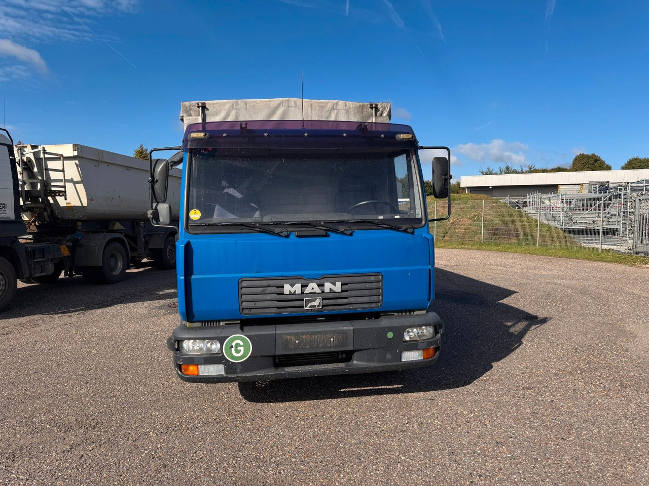 MAN 8.140 4X2 Pritsche Plane Original Km - 侧帘货车:图5 MAN 8.140 4X2 Pritsche Plane Original Km - 侧帘货车:图5