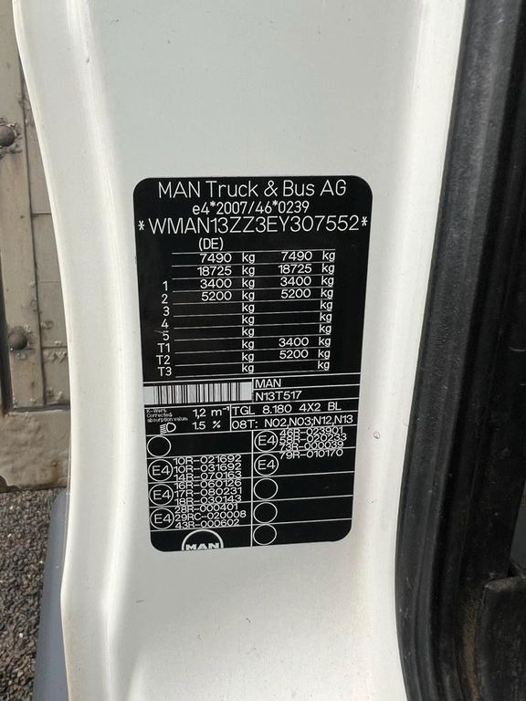 MAN 8.180 4X2 offene Pritsche - 平板货车:图3 MAN 8.180 4X2 offene Pritsche - 平板货车:图3