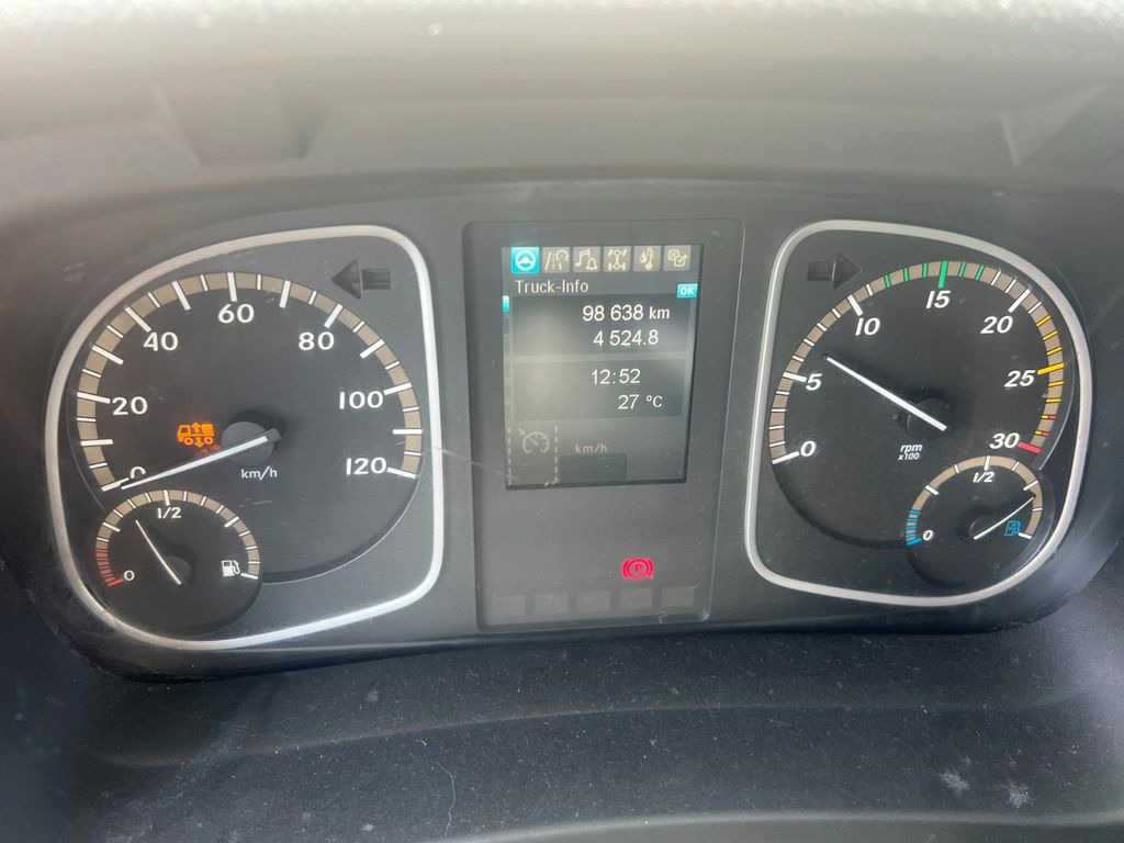 Mercedes-Benz 1221 4X2 offene Pritsche Mercedes-Benz 1221 4X2 offene Pritsche - 栏板式/ 平板卡车:图4 Mercedes-Benz 1221 4X2 offene Pritsche Mercedes-Benz 1221 4X2 offene Pritsche - 栏板式/ 平板卡车:图4