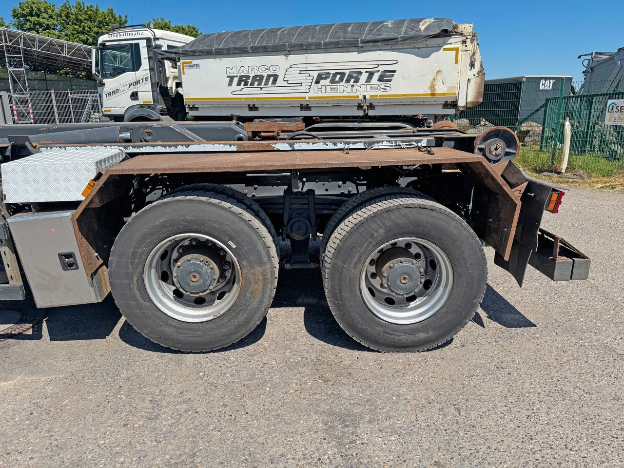 Mercedes-Benz 2644 6X4 VDL Abroller mit 3,90 Radstand Blatt BL - 吊钩升降车:图5 Mercedes-Benz 2644 6X4 VDL Abroller mit 3,90 Radstand Blatt BL - 吊钩升降车:图5