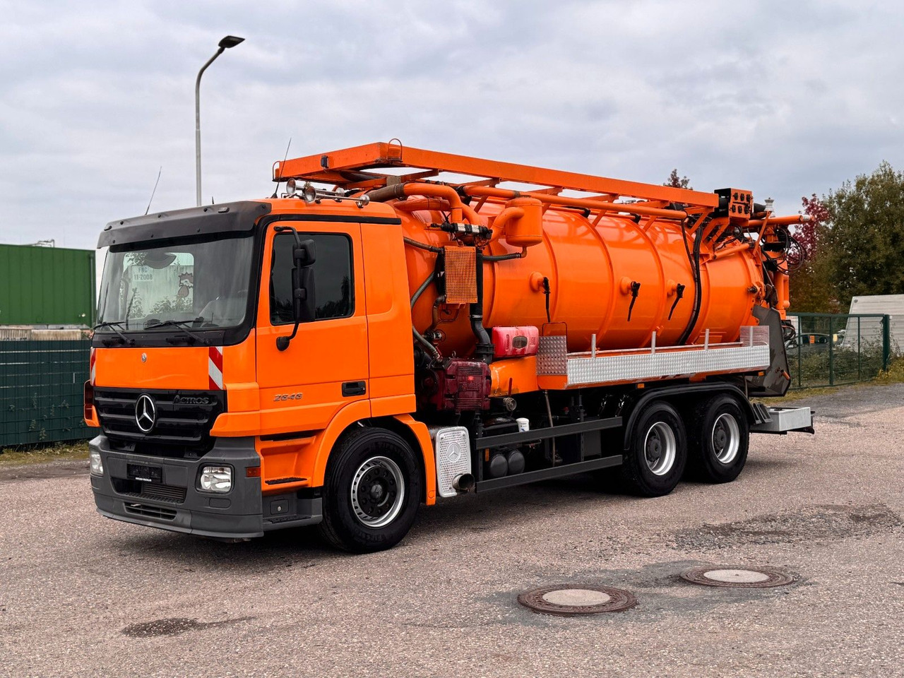Mercedes-Benz 2646 6X4 Hellmers Saug Druck Spülwagen Retarder - 真空车:图1 Mercedes-Benz 2646 6X4 Hellmers Saug Druck Spülwagen Retarder - 真空车:图1