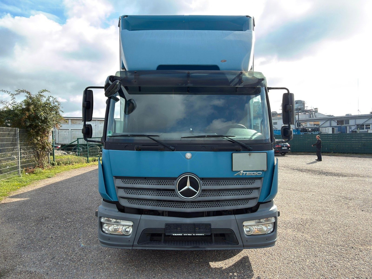 Mercedes-Benz 818 4X2 Pritsche & Plane & Tang Pritsche & Plane Mercedes-Benz 818 4X2 Pritsche & Plane & Tang Pritsche & Plane - 侧帘货车:图4 Mercedes-Benz 818 4X2 Pritsche & Plane & Tang Pritsche & Plane Mercedes-Benz 818 4X2 Pritsche & Plane & Tang Pritsche & Plane - 侧帘货车:图4