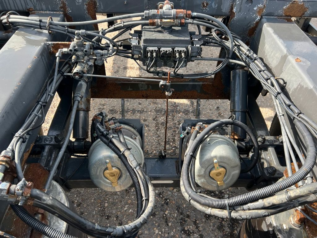 滚出式/ 箕斗拖车 REISCH Containeranhänger REISCH Containeranhänger:图7 滚出式/ 箕斗拖车 REISCH Containeranhänger REISCH Containeranhänger:图7