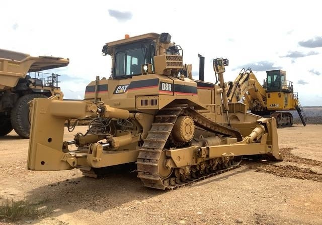 CAT D8R - 推土机:图3 CAT D8R - 推土机:图3
