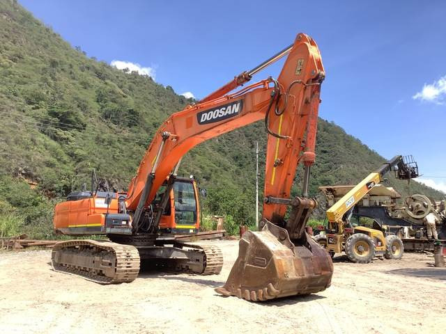 Doosan DX340LCA - 履带式挖掘机:图4 Doosan DX340LCA - 履带式挖掘机:图4