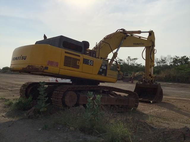 Komatsu PC450LCHD-7EO - 履带式挖掘机:图3 Komatsu PC450LCHD-7EO - 履带式挖掘机:图3
