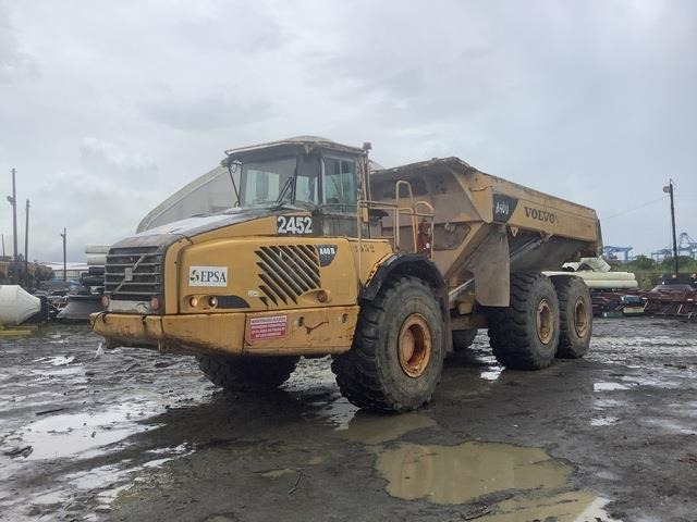 Volvo A40D - 铰接式自卸车:图1 Volvo A40D - 铰接式自卸车:图1