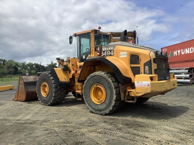 Volvo L220H - 轮式装载机:图2 Volvo L220H - 轮式装载机:图2
