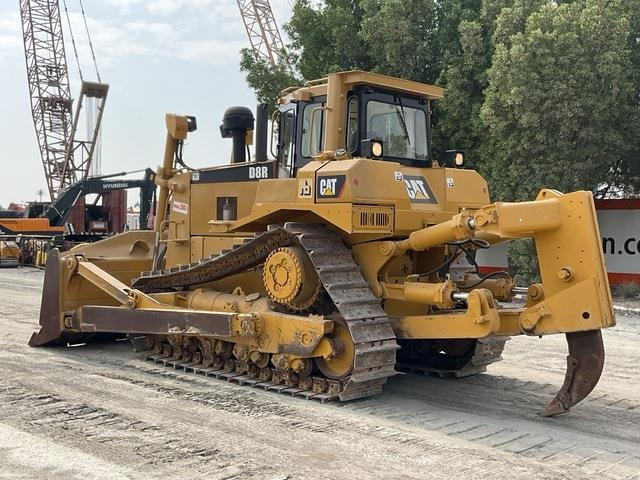 CAT D8R - 推土机:图2 CAT D8R - 推土机:图2