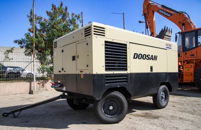 Doosan 10/300 - 空气压缩机:图1 Doosan 10/300 - 空气压缩机:图1