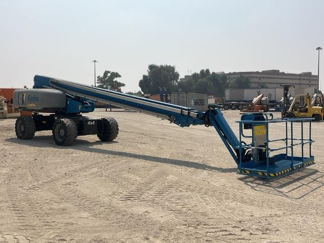 Genie S85 XC - 伸缩臂:图4 Genie S85 XC - 伸缩臂:图4