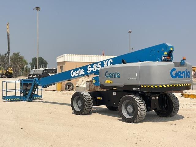 Genie S85 XC - 伸缩臂:图2 Genie S85 XC - 伸缩臂:图2