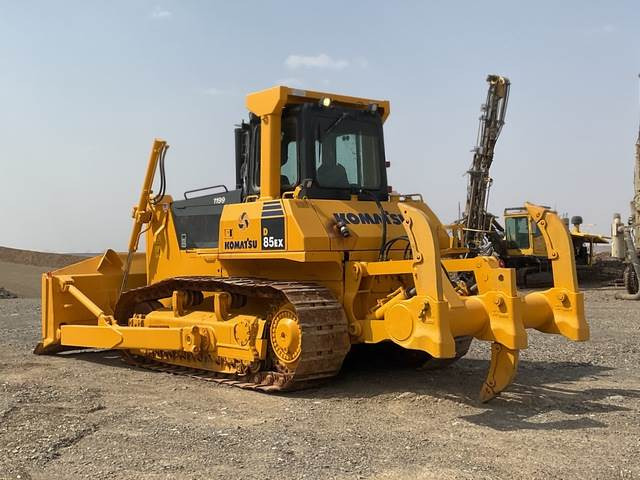 Komatsu D85EX-15 - 推土机:图2 Komatsu D85EX-15 - 推土机:图2