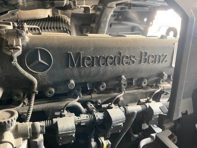 驾驶室底盘卡车 Mercedes-Benz Arocs 4240:图23 驾驶室底盘卡车 Mercedes-Benz Arocs 4240:图23