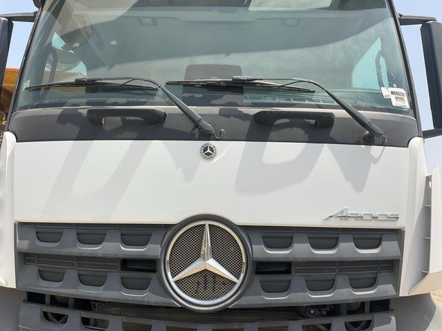 驾驶室底盘卡车 Mercedes-Benz Arocs 4240:图18 驾驶室底盘卡车 Mercedes-Benz Arocs 4240:图18