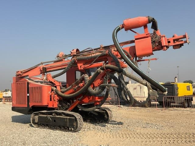 Sandvik DP900 - 钻机:图4 Sandvik DP900 - 钻机:图4
