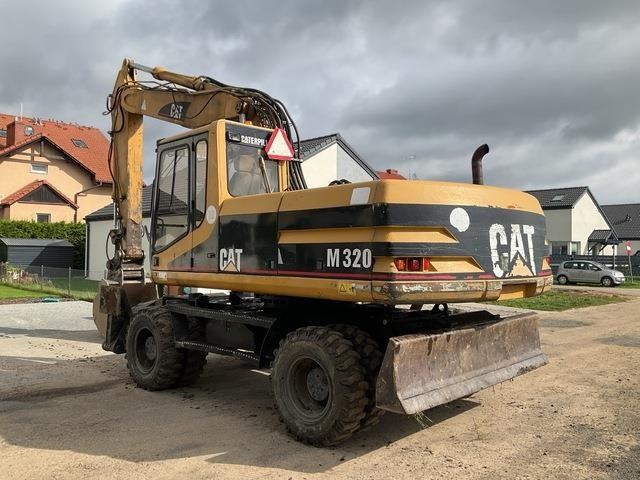 CAT M320 - 轮式挖掘机:图3 CAT M320 - 轮式挖掘机:图3