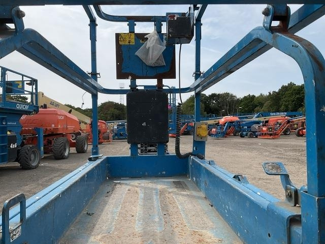 剪式升降机 Genie GS1932：图18