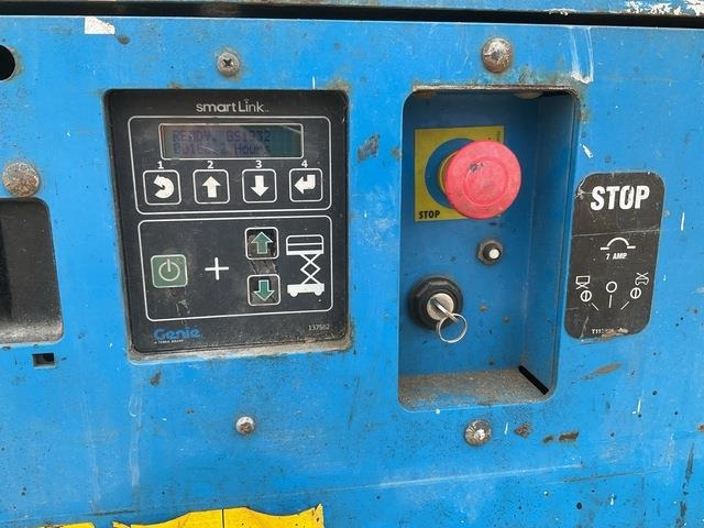 剪式升降机 Genie GS1932：图8