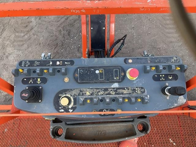 伸缩臂 JLG 660SJ：图11