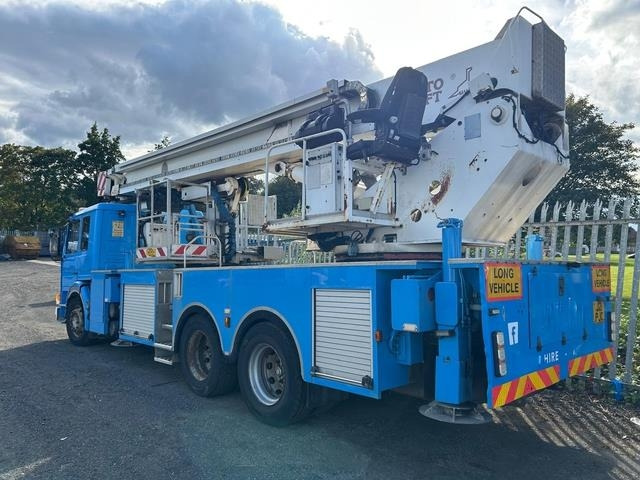 Scania P113ML - 车载空中平台:图2 Scania P113ML - 车载空中平台:图2