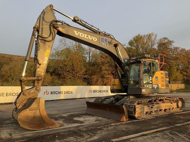 Volvo ECR355EL - 履带式挖掘机:图1 Volvo ECR355EL - 履带式挖掘机:图1