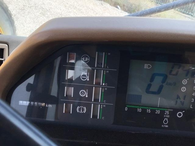 未铰接自卸车/ 运石车 Komatsu HD785-5:图24 未铰接自卸车/ 运石车 Komatsu HD785-5:图24