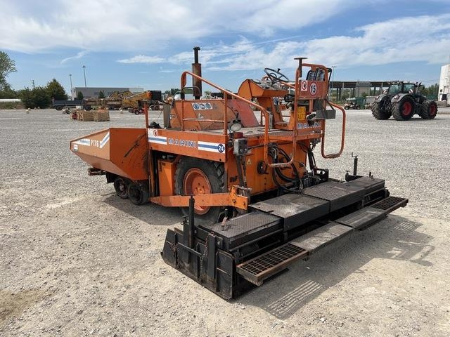 Marini P176 - 沥青铺路机:图2 Marini P176 - 沥青铺路机:图2