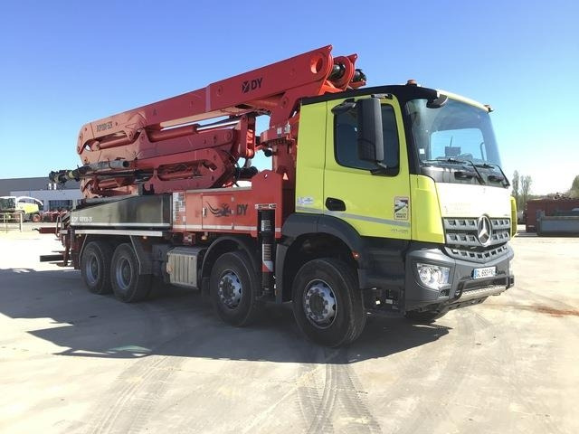 Mercedes-Benz Arocs 4143 - 混凝土泵车:图4 Mercedes-Benz Arocs 4143 - 混凝土泵车:图4
