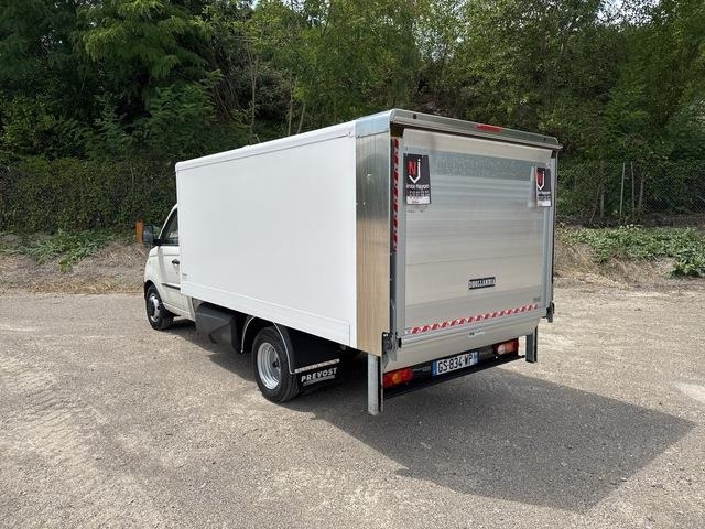 Piaggio Porter NP6 - 无侧窗厢式货车:图2 Piaggio Porter NP6 - 无侧窗厢式货车:图2