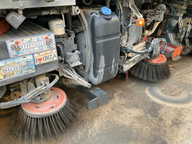 道路清扫机 Volvo FH460：图23