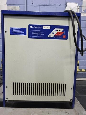 Yale ERP10RCF V2092 - 电动叉车:图4 Yale ERP10RCF V2092 - 电动叉车:图4