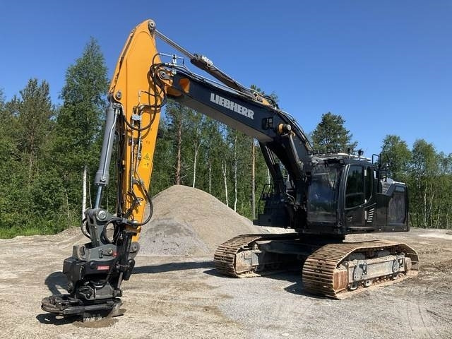 Liebherr 930LC V - 履带式挖掘机:图1 Liebherr 930LC V - 履带式挖掘机:图1
