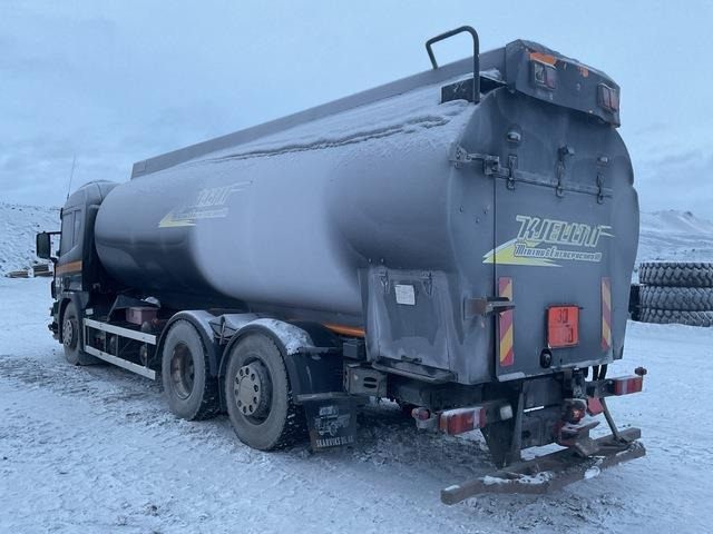 Scania P114LB-380 - 罐车:图2 Scania P114LB-380 - 罐车:图2
