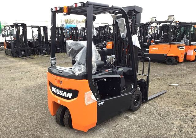 Doosan B15T-7 PLUS - 电动叉车:图3 Doosan B15T-7 PLUS - 电动叉车:图3