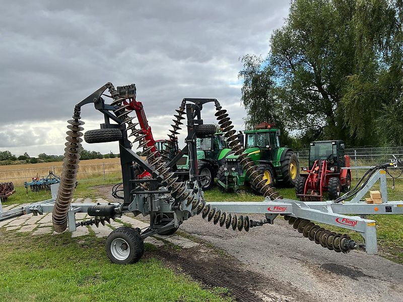 Fliegl KSE 680 Kettenscheibenegge - 圆盘耙:图5 Fliegl KSE 680 Kettenscheibenegge - 圆盘耙:图5