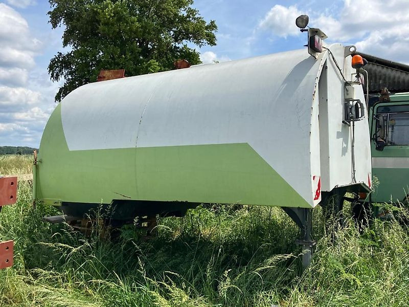 SGT Fronttank + Guelleaufbau Xerion 3800 VC - 浆罐车:图5 SGT Fronttank + Guelleaufbau Xerion 3800 VC - 浆罐车:图5