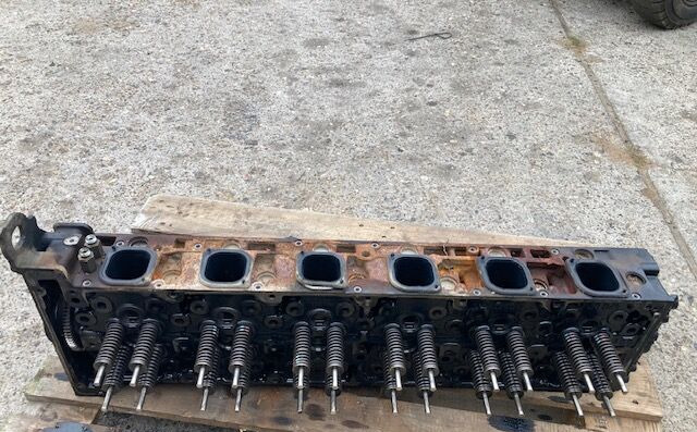 Mercedes-Benz OM 470 - 汽缸盖 适用于 卡车:图1 Mercedes-Benz OM 470 - 汽缸盖 适用于 卡车:图1