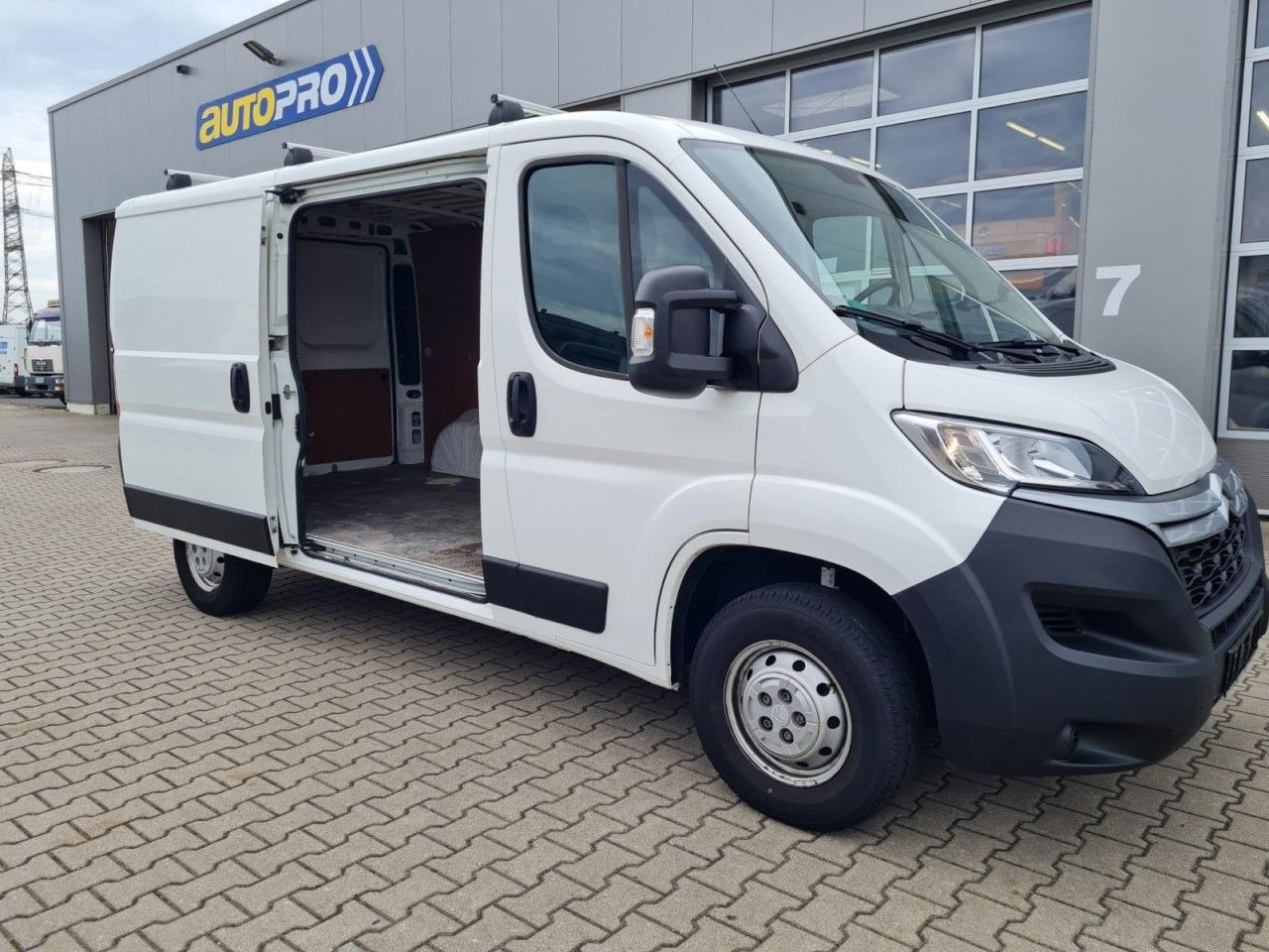 Citroën Jumper 33 Kasten 2,2 HDi L2H1 Klima Tempomat - 紧凑型面包车:图4 Citroën Jumper 33 Kasten 2,2 HDi L2H1 Klima Tempomat - 紧凑型面包车:图4