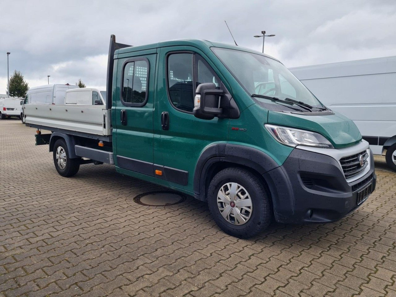 Fiat Ducato 35 Doka L5 Maxi 180 AHK KOMFORT STANDHEIZ - 平板货车, 康比货车:图3 Fiat Ducato 35 Doka L5 Maxi 180 AHK KOMFORT STANDHEIZ - 平板货车, 康比货车:图3