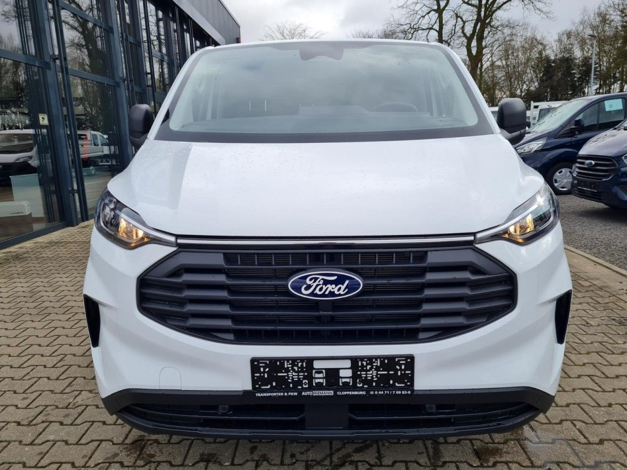 Ford Custom Kasten 320 L2 Trend KLIMA KAMERA TEMPOMAT - 紧凑型面包车:图2 Ford Custom Kasten 320 L2 Trend KLIMA KAMERA TEMPOMAT - 紧凑型面包车:图2
