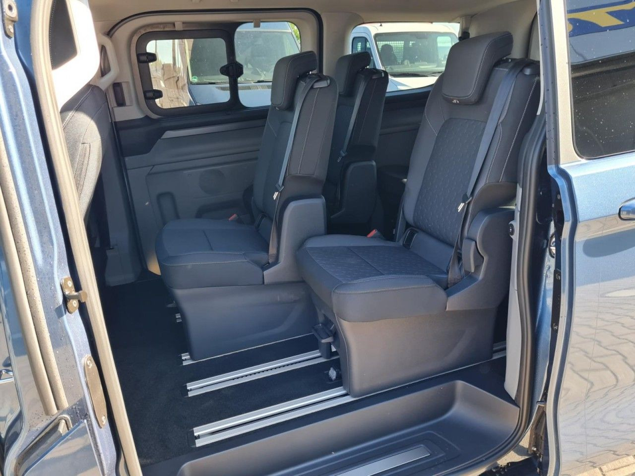 小型客车 Ford Tourneo Custom 320 Titanium L1 AG 8-Sitze LED KA：图20