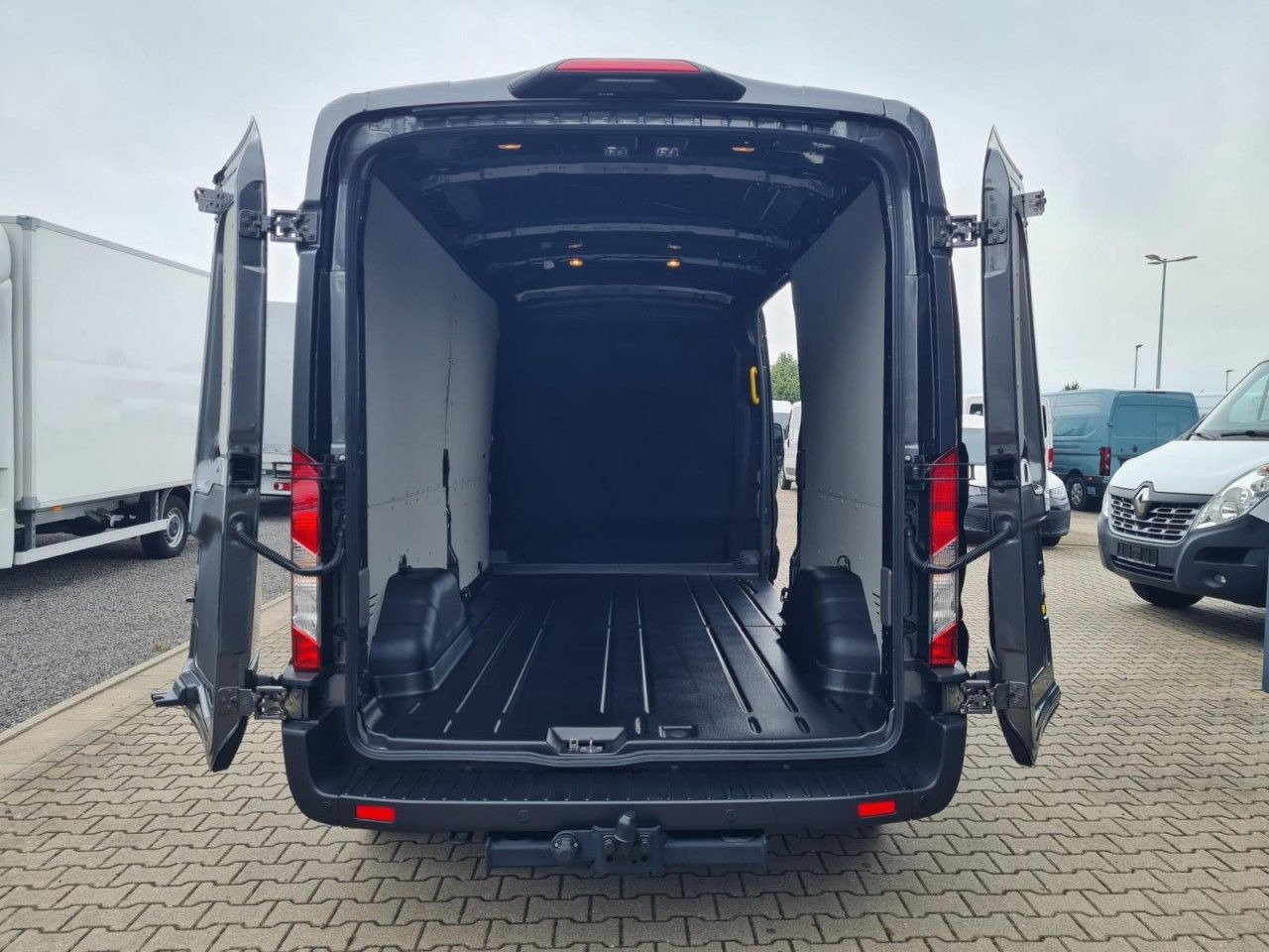 无侧窗厢式货车 Ford Transit 350 Kasten TDCi L3H2 Trend KAMERA AHK：图6