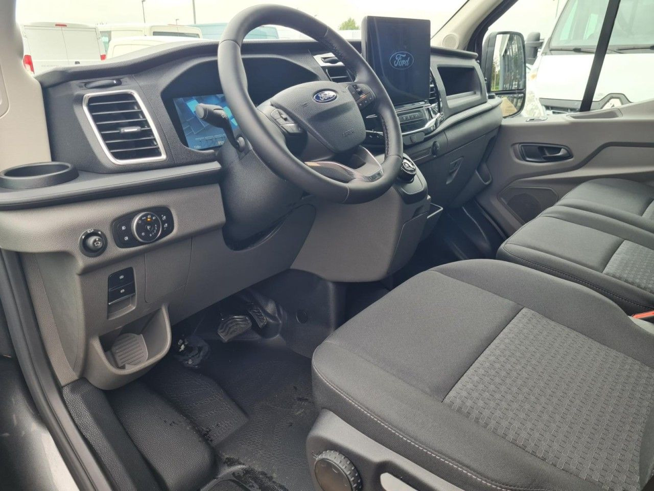 无侧窗厢式货车 Ford Transit 350 Kasten TDCi L3H2 Trend KAMERA AHK：图8