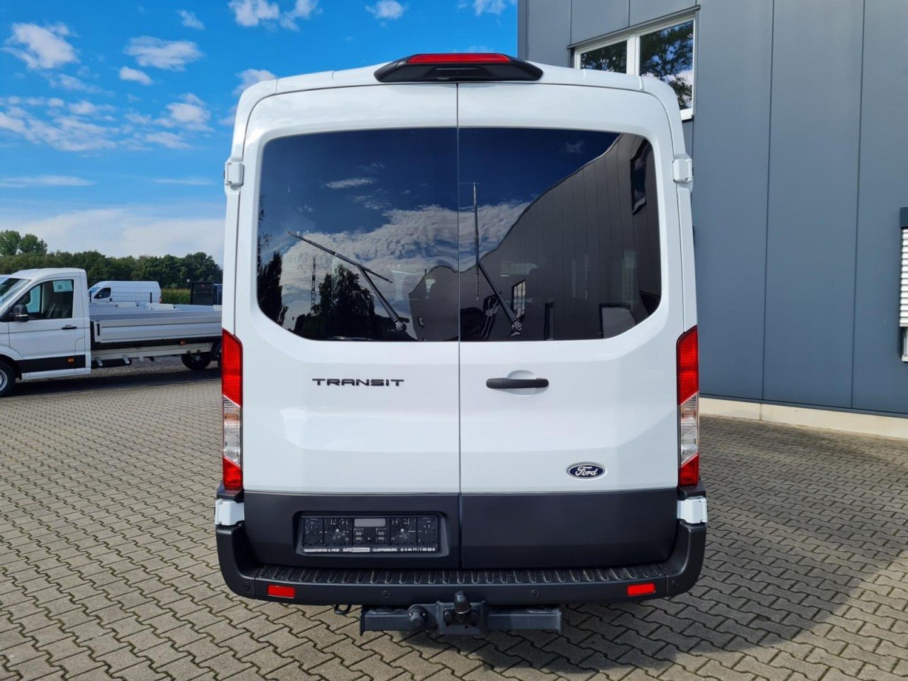 Ford Transit 350 Kombi TDCi L3 AG Trend 9 Sitze AHK KAMERA - 小型巴士, 小型客车:图5 Ford Transit 350 Kombi TDCi L3 AG Trend 9 Sitze AHK KAMERA - 小型巴士, 小型客车:图5