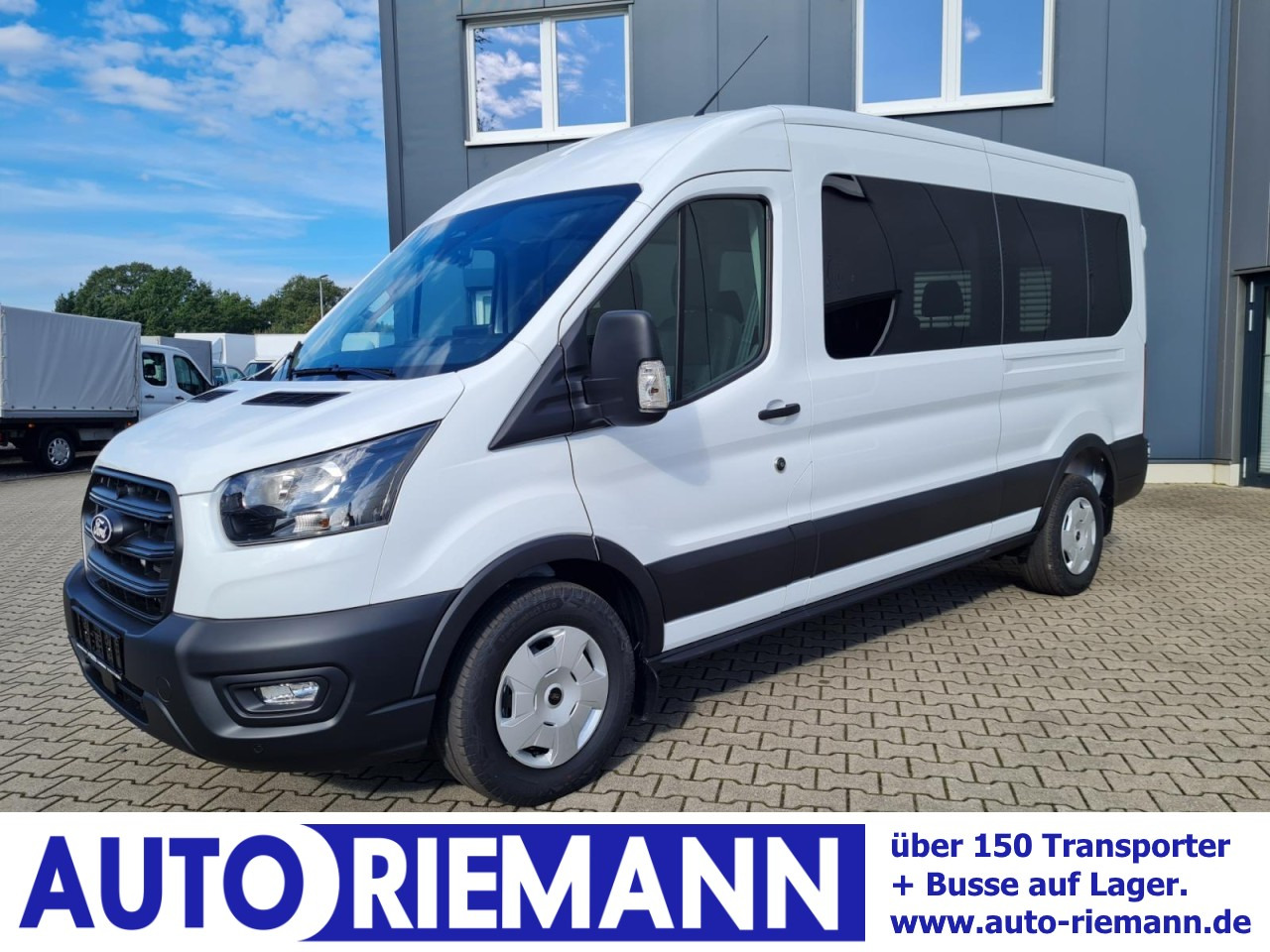Ford Transit 350 Kombi TDCi L3 Trend 9 Sitzer AUTOMATIK - 小型巴士, 小型客车:图1 Ford Transit 350 Kombi TDCi L3 Trend 9 Sitzer AUTOMATIK - 小型巴士, 小型客车:图1