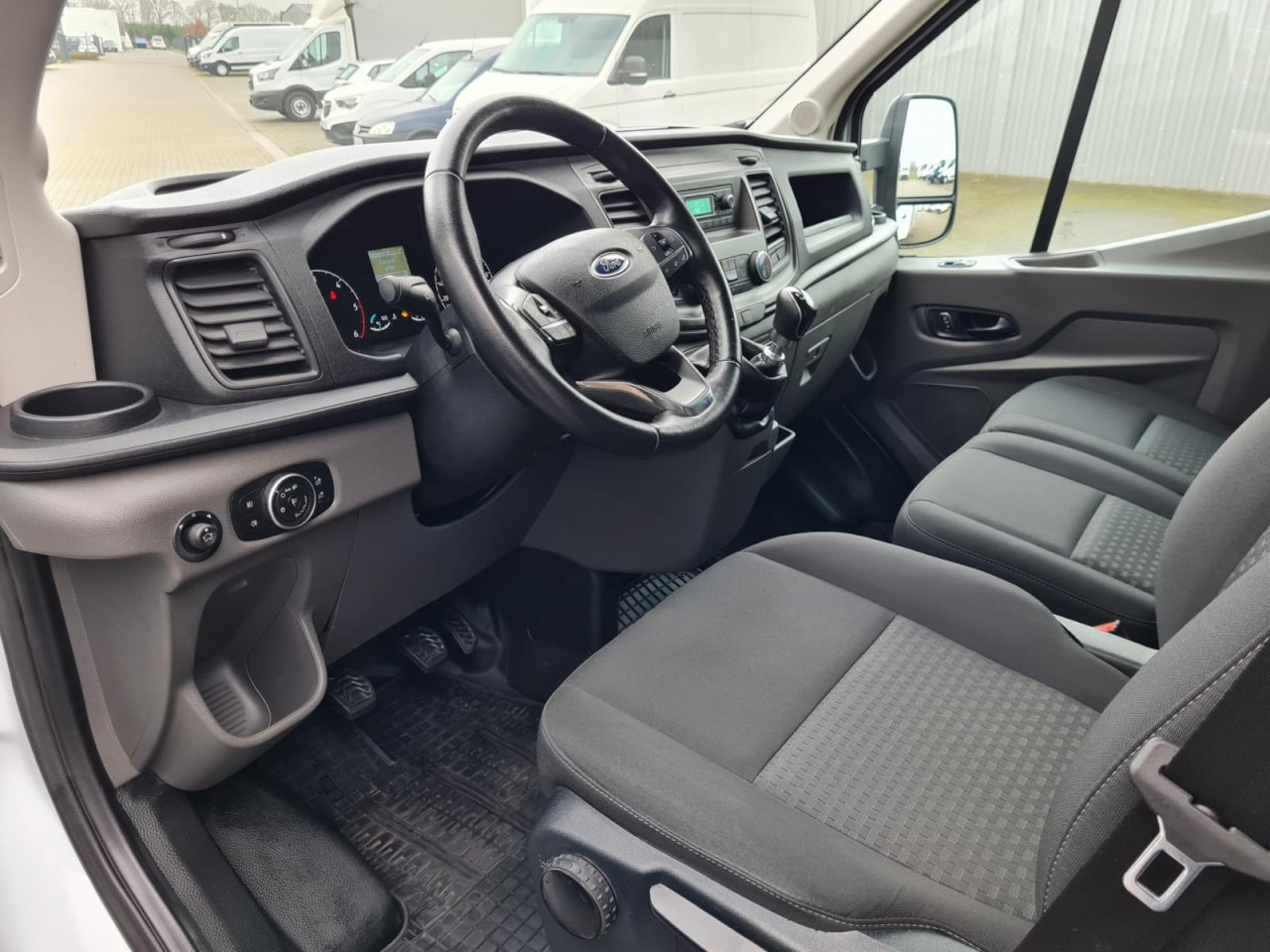 侧帘货车 Ford Transit 350 Pritsche TDci Schiebe Plane Trend RWD：图6